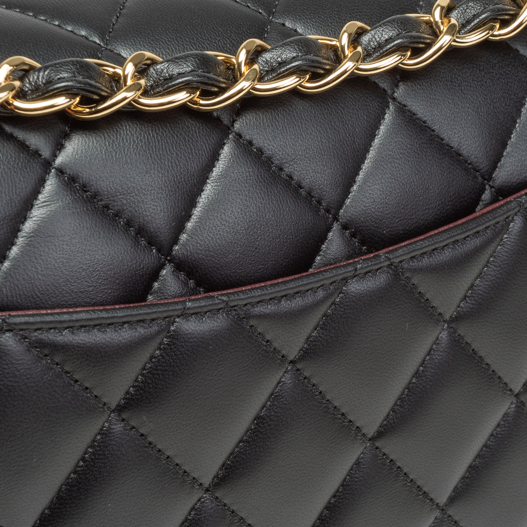 CHANEL Classic Lambskin Jumbo Double Flap - Black