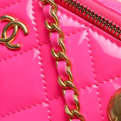 CHANEL Patent Crush Vanity w/ Chain - Neon Pink