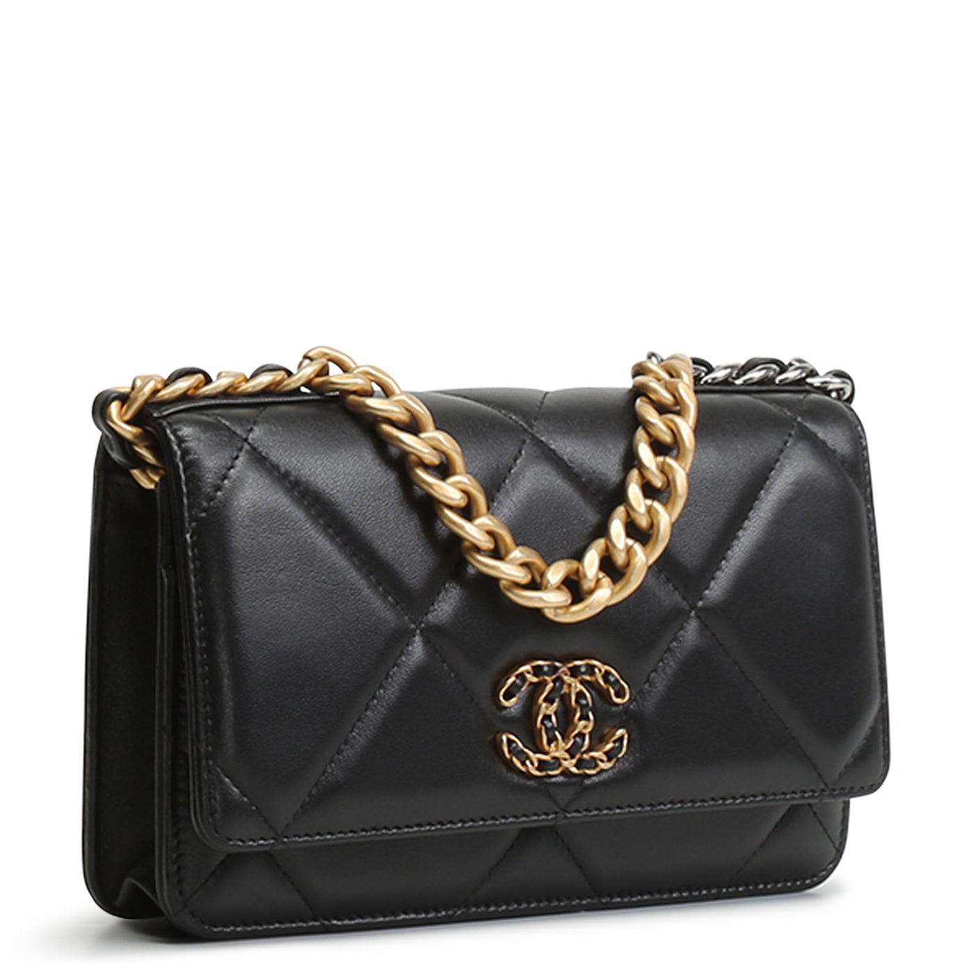 CHANEL 19 Wallet on Chain - Black