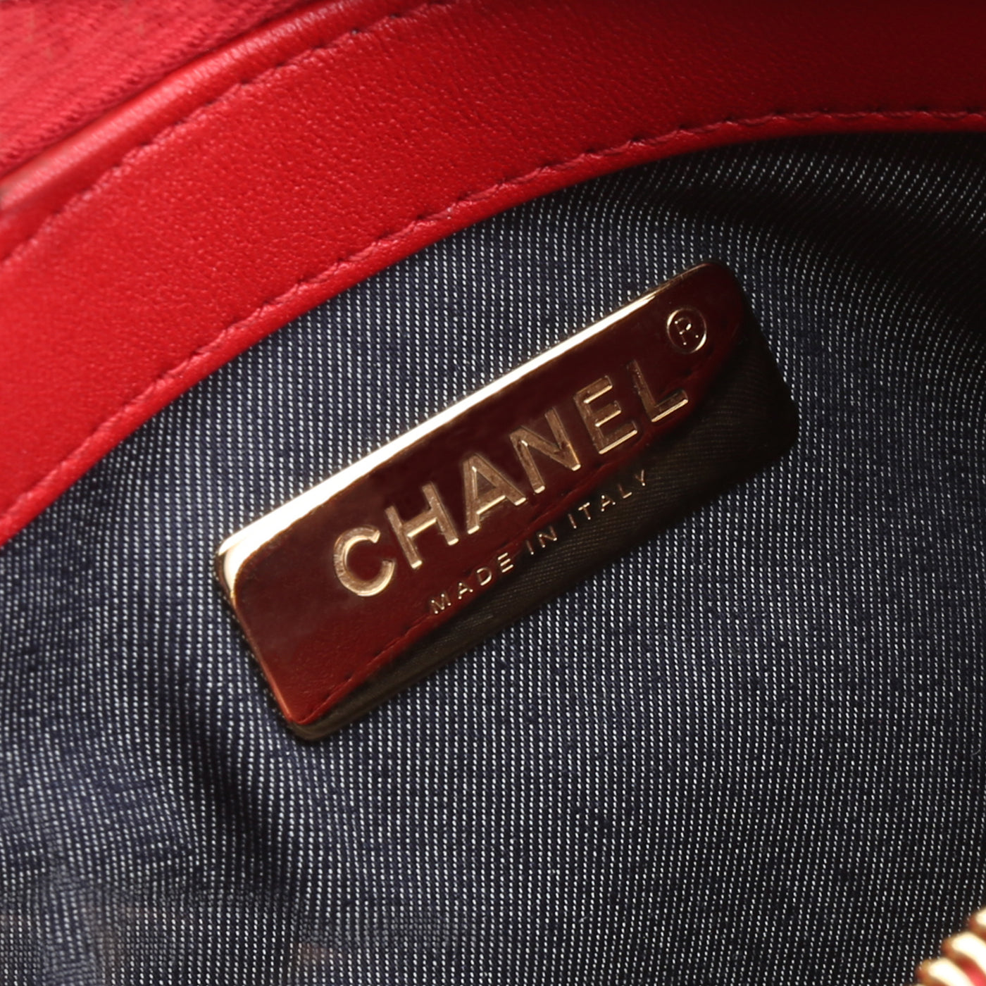 CHANEL CC Mania Waist Bag - Red