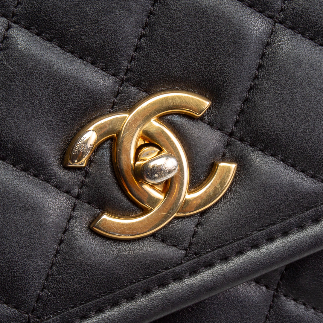 CHANEL Messenger Flap Bag - Black