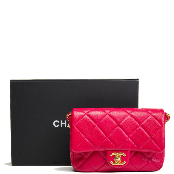 CHANEL Twist Your Buttons Small Flap Bag - Fuchsia