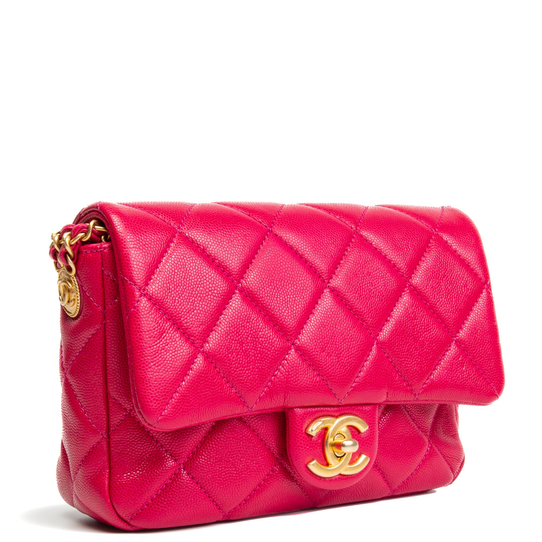 CHANEL Twist Your Buttons Small Flap Bag - Fuchsia