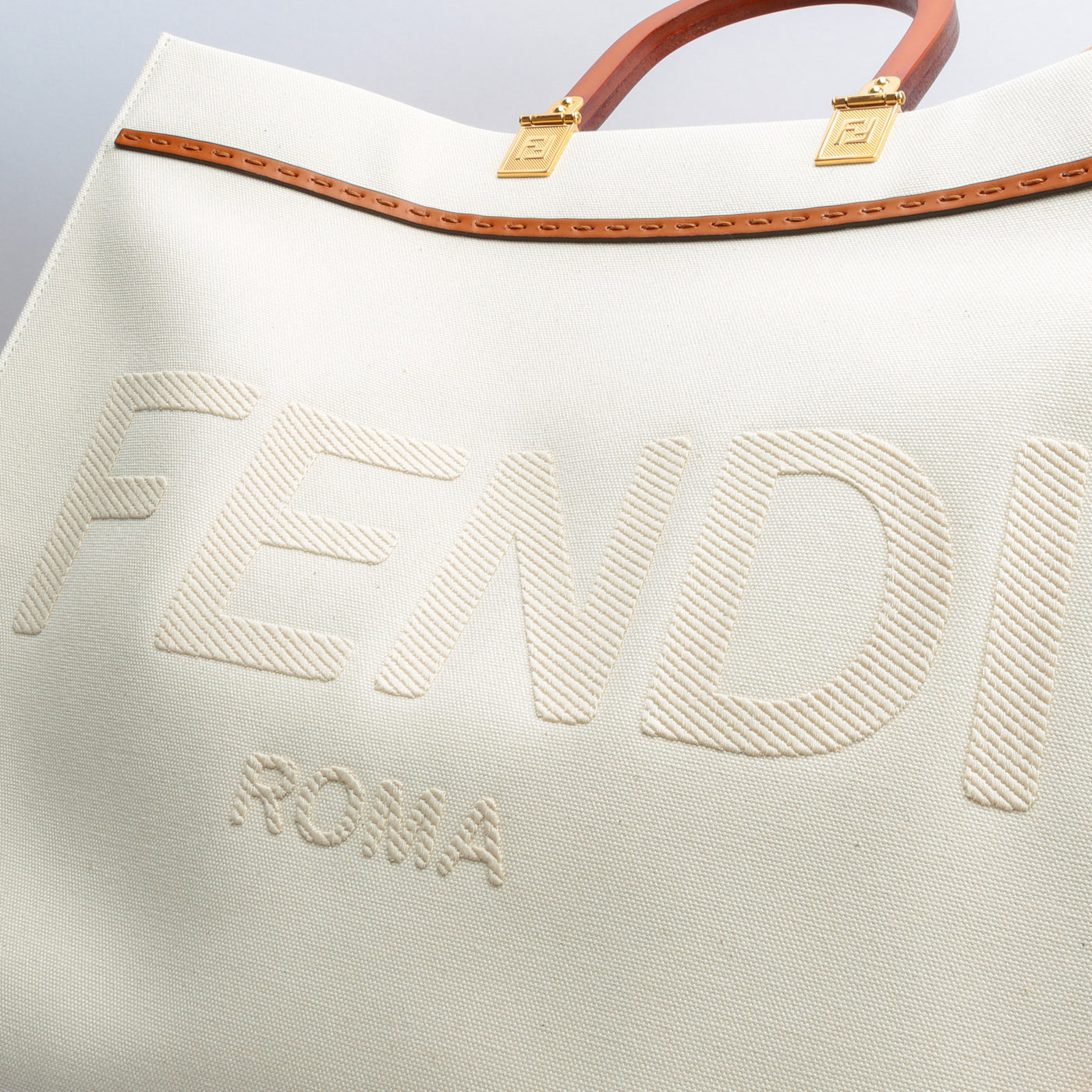 FENDI Canvas Sunshine Medium Shopping Tote - Ivory