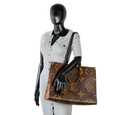 LOUIS VUITTON OnTheGo GM Tote