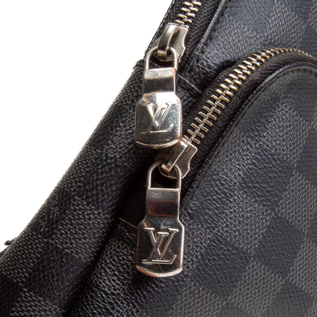 LOUIS VUITTON Damier Graphite Avenue Sling