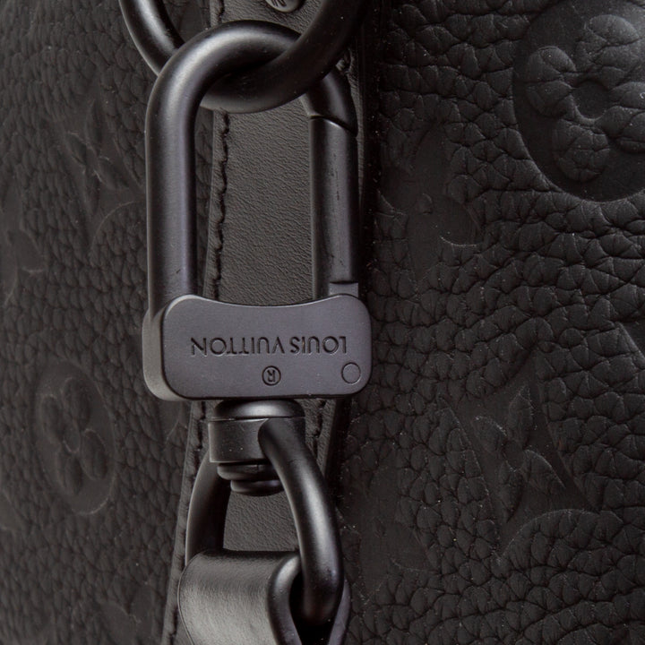 LOUIS VUITTON Taurillon Keepall Bandouliere 50 - Black