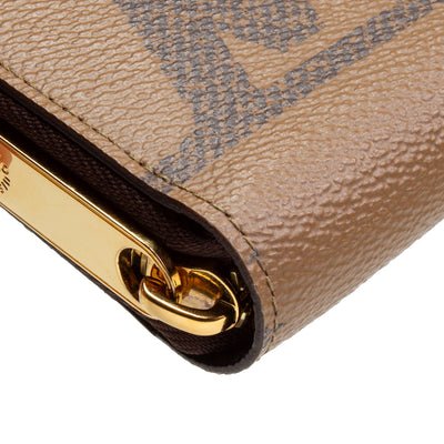 LOUIS VUITTON Giant Reverse Monogram Zippy Wallet