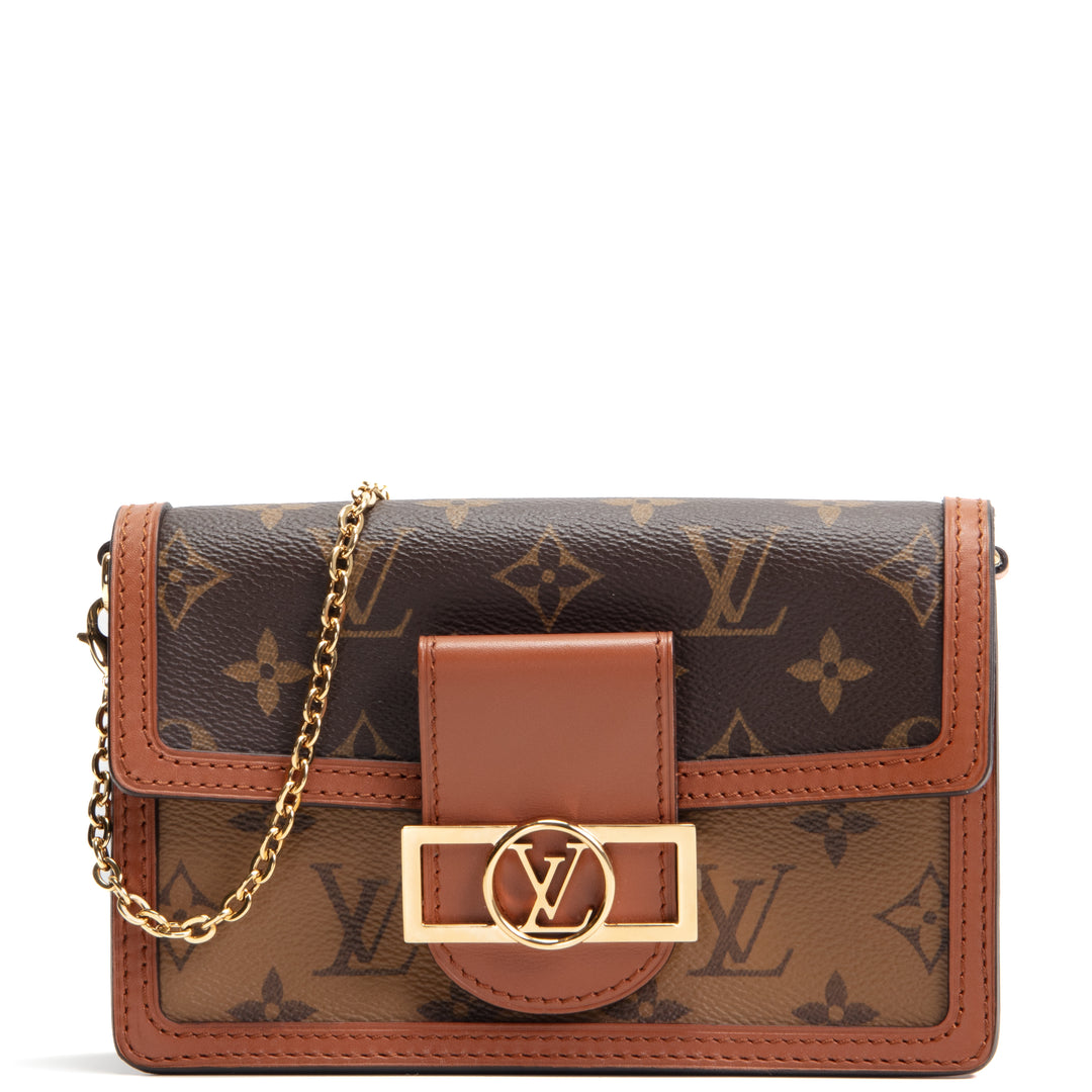 LOUIS VUITTON Reverse Monogram Dauphine Chain Wallet