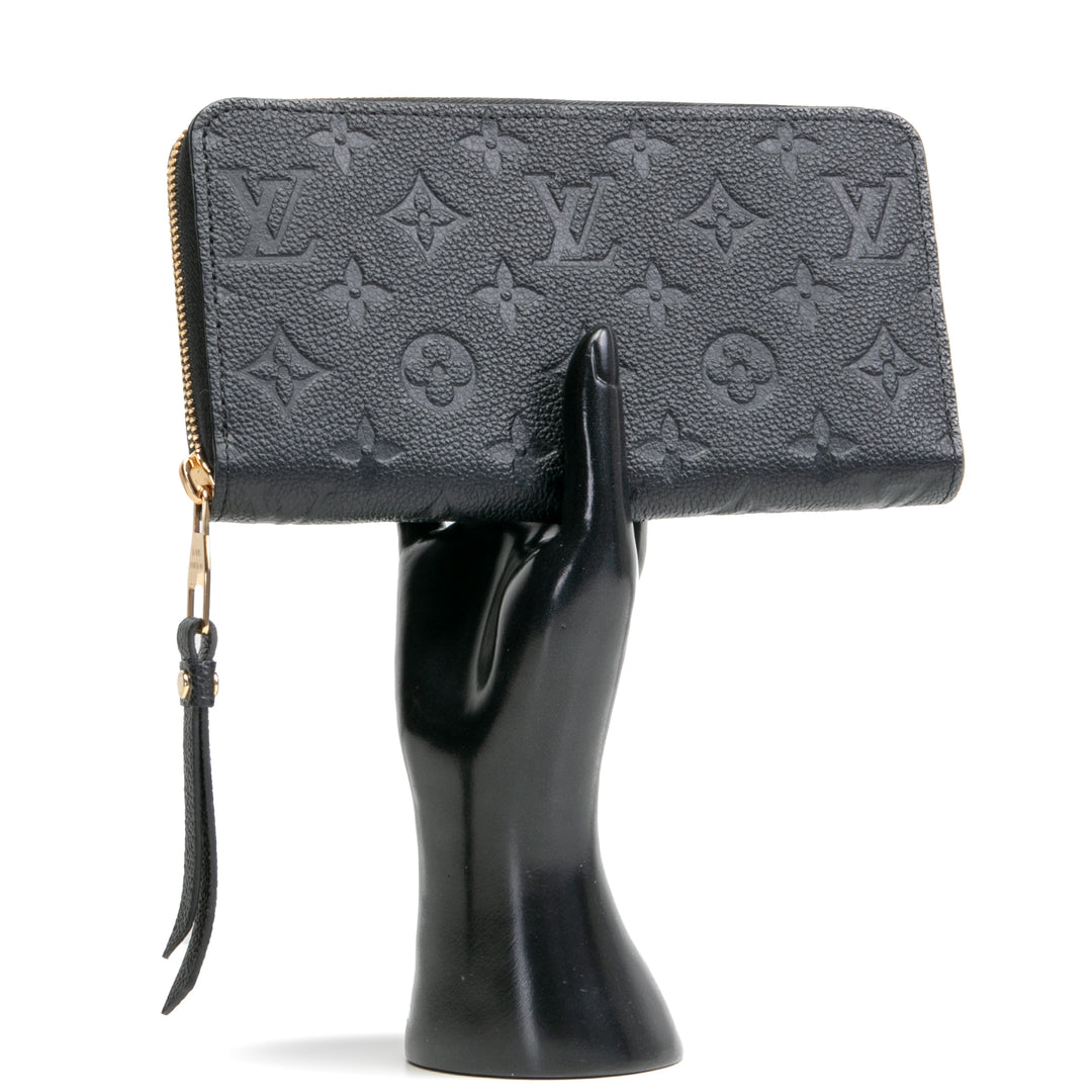 LOUIS VUITTON Zippy Wallet - Black