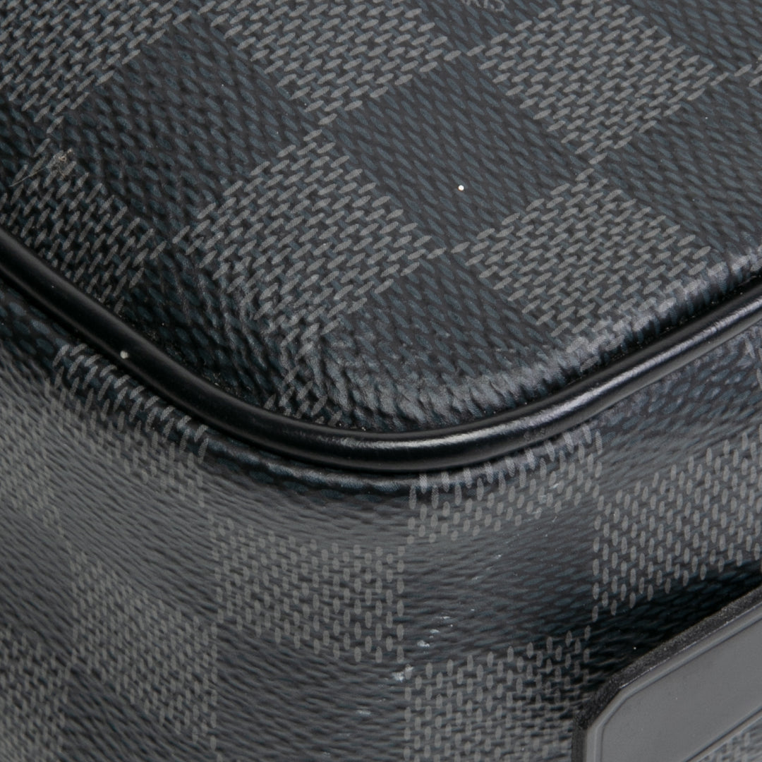 Louis Vuitton Damier Graphit Toilettenbeutel GM