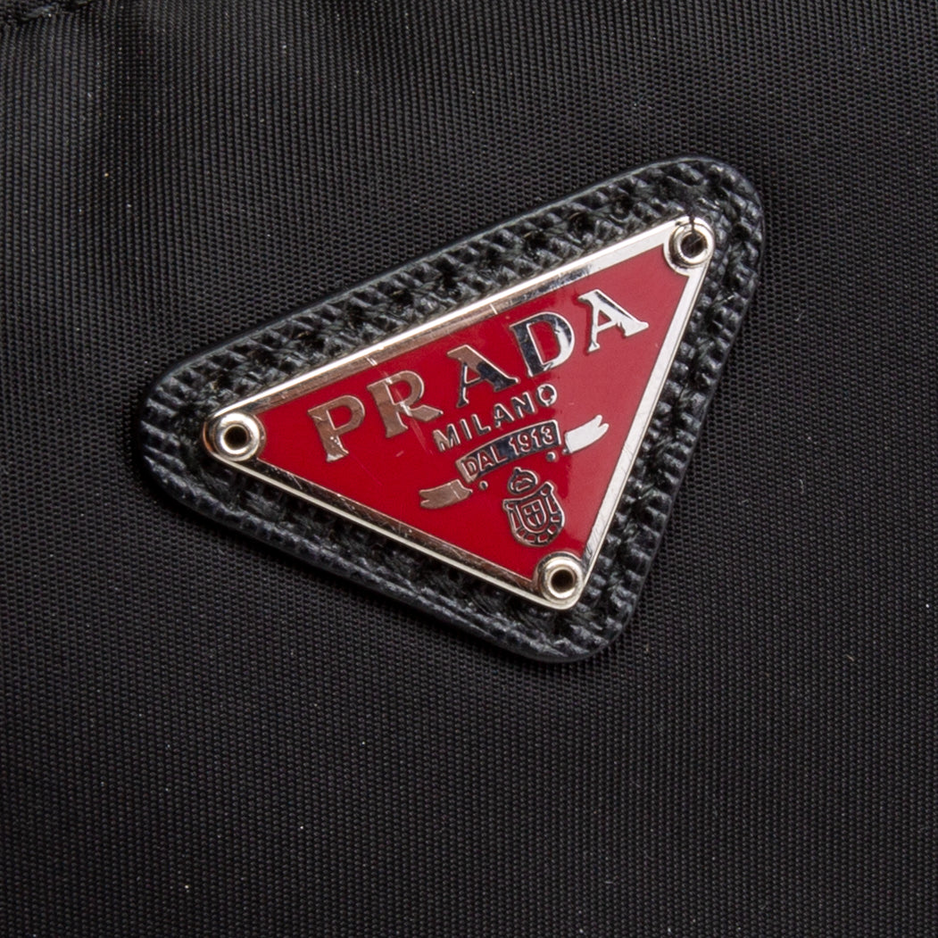 PRADA Nylon Re-Edition 2000 Hobo - Black OUTLET FINAL SALE